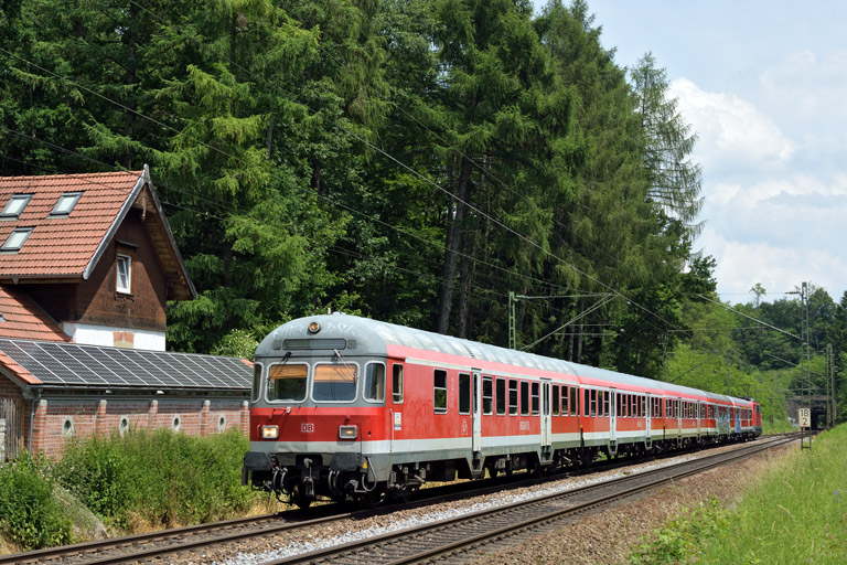 RE 19005 bei km 18,2 (Juni 2014)