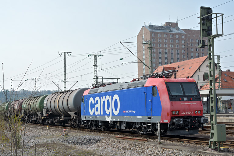 482 002 bei km 15,6 (M&auml;rz 2014)