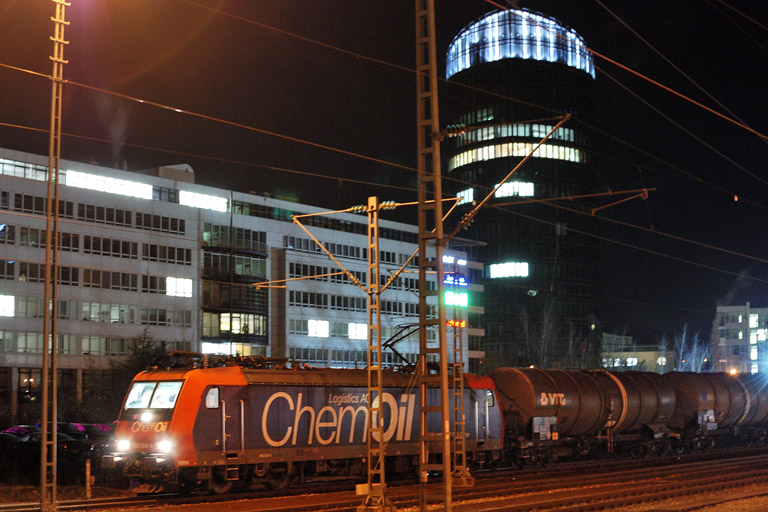 482 028 bei km 15,6 (Januar 2014)