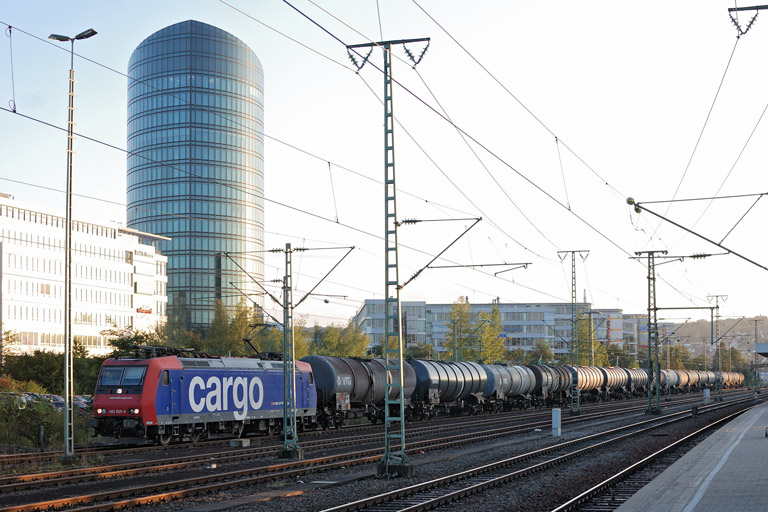 482 029 bei km 15,6 (September 2014)