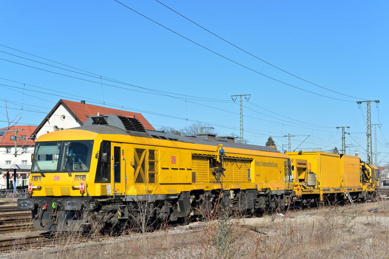 Gleisfr&auml;smaschine SFM 601 bei km 15,8 (Februar 2014)