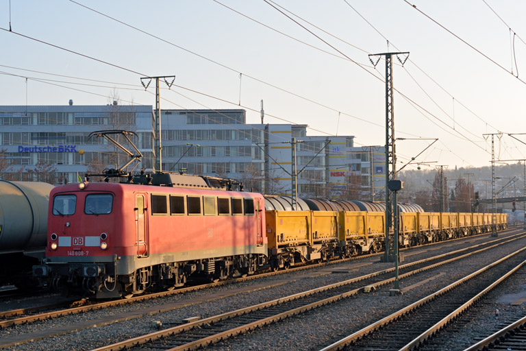 140 808 bei km 15,8 (M&auml;rz 2015)