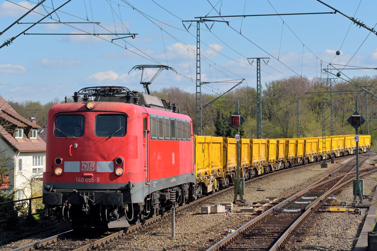 140 855 bei km 16,8 (April 2015)