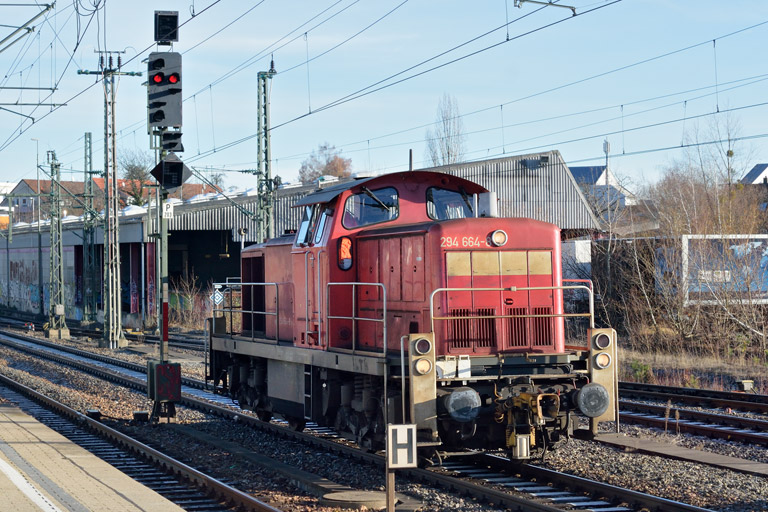 294 664 bei km 15,4 (Dezember 2015)