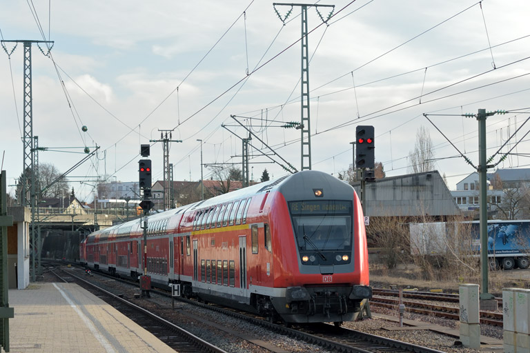 RE 19035 bei km 15,4 (M&auml;rz 2015)