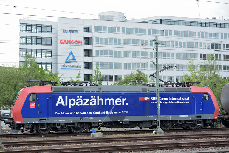 482 013 bei km 15,6 (Mai 2016)