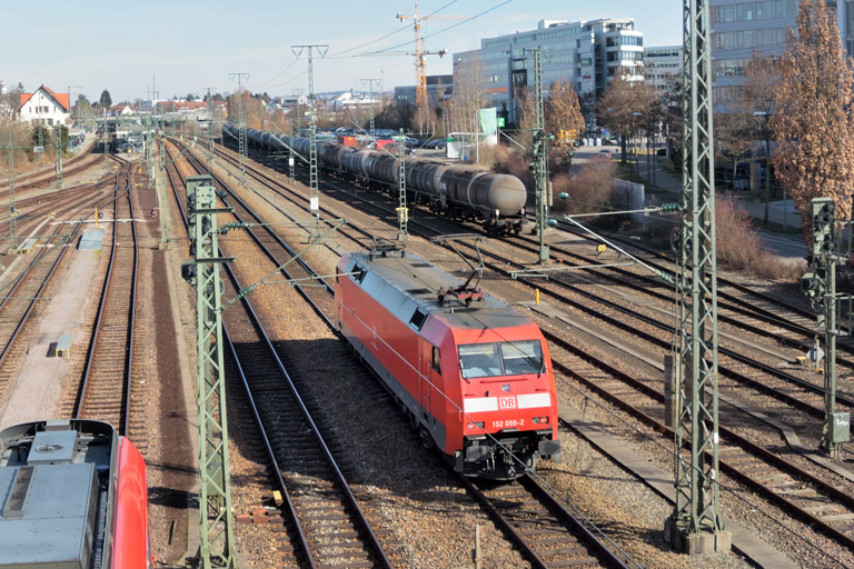 152 059 bei km 15,8 (Februar 2017)
