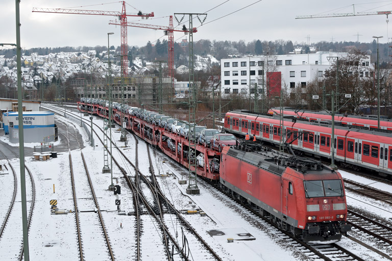 185 085 mit GA 55668 bei km 16,0 (Januar 2017)