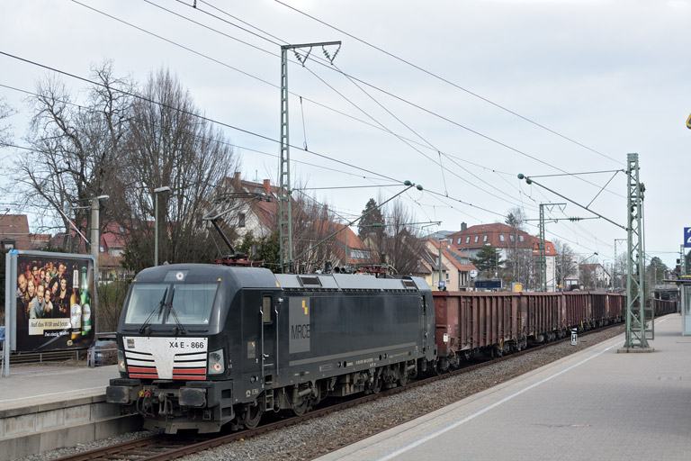193 866 mit Bauz 81710 bei km 15,6 (M&auml;rz 2017)