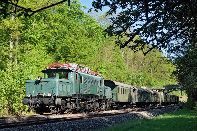 194 088 mit DPF 20061 bei km 11,8 (Mai 2017)