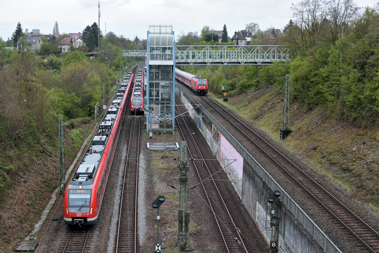 Baureihe 430 bei km 14,0 (April 2017)