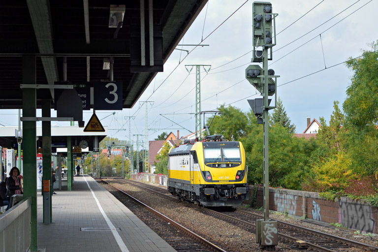 SRT 487 001 als Tfzf (D) 91541 bei km 16,8 (September 2017)