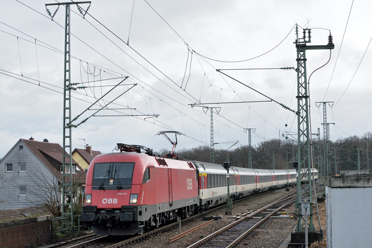&Ouml;BB 1116 170 mit IC 280 bei km 16,8 (Dezember 2017)