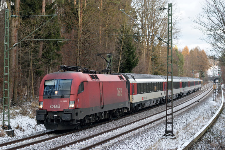 &Ouml;BB 1116 273 mit IC 187 bei km 18,6 (Dezember 2017)
