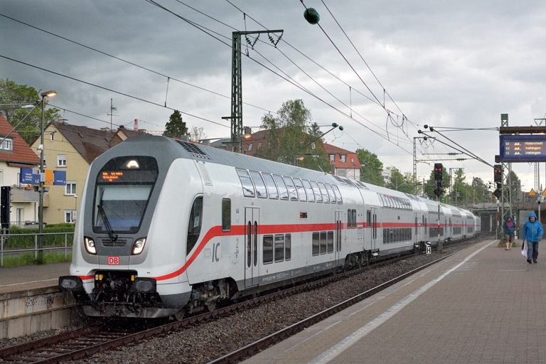 RE 51941 bei km 15,6 (Mai 2017)