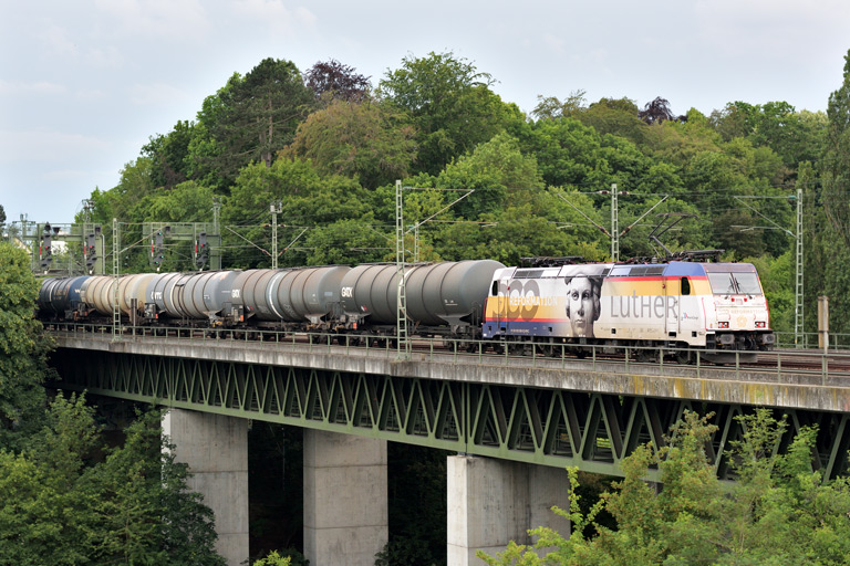 185 589 mit DGS 69329 bei km 14,6 (Mai 2018)