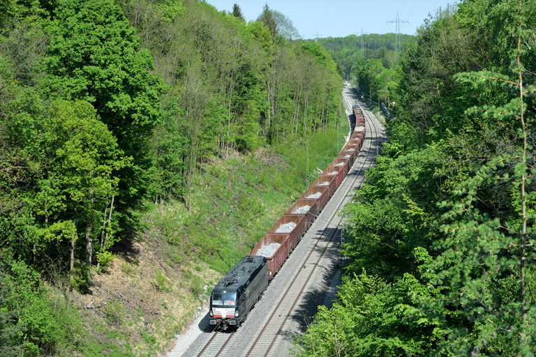 193 612 mit Bauz 91934 bei km 20,4 (April 2018)