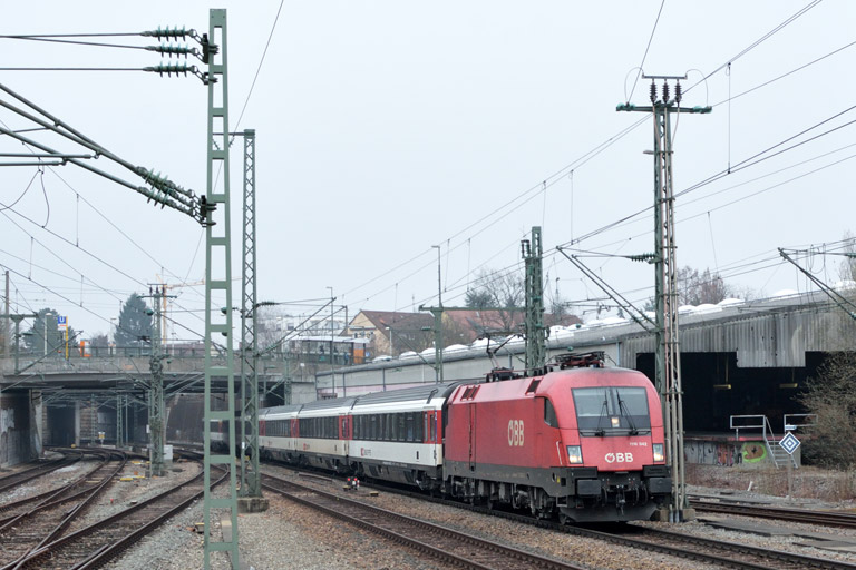 &Ouml;BB 1116 042 mit IC 185 bei km 15,4 (M&auml;rz 2018)