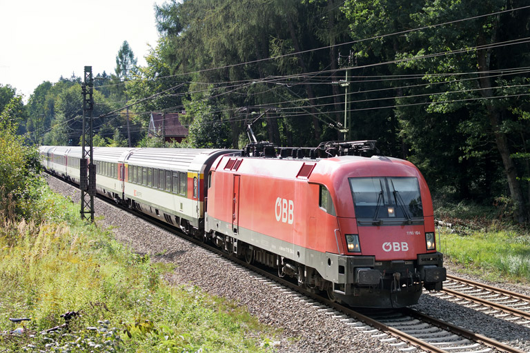 &Ouml;BB 1116 104 mit IC 188 bei km 18,2 (September 2018)