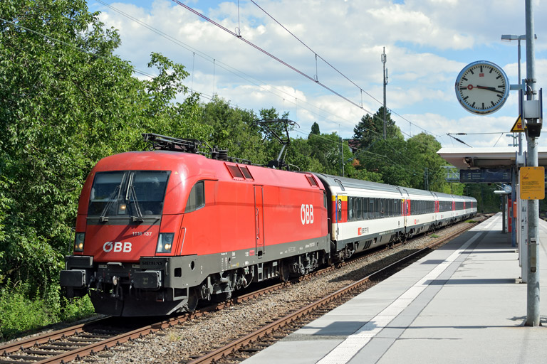 &Ouml;BB 1116 137 mit IC 188 bei km 14,2 (August 2018)