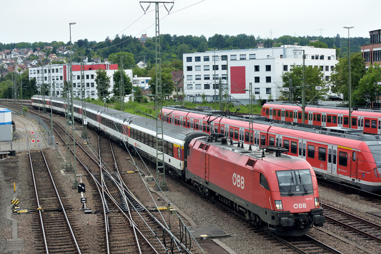 &Ouml;BB 1116 151 mit IC 184 bei km 16,0 (Juli 2018)