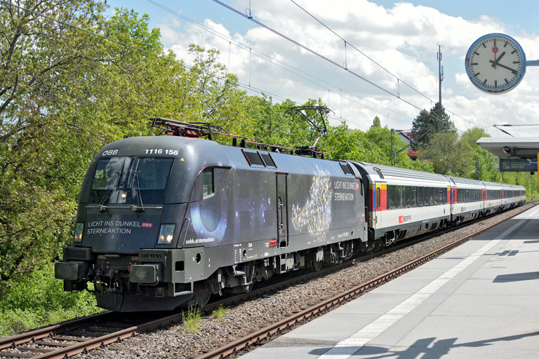 &Ouml;BB 1116 158 mit IC 280 bei km 14,2 (April 2018)