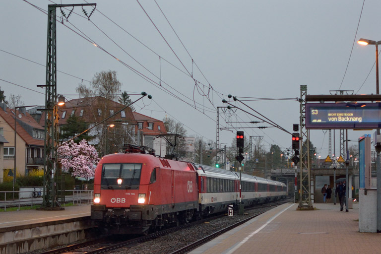 &Ouml;BB 1116 165 mit IC 283 bei km 15,6 (April 2018)