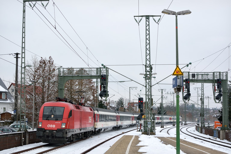 &Ouml;BB 1116 170 mit IC 187 bei km 16,6 (Februar 2018)