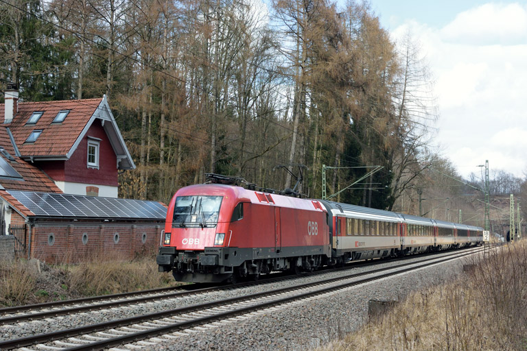 &Ouml;BB 1116 177 mit IC 281 bei km 18,2 (April 2018)