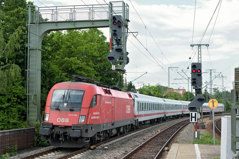 &Ouml;BB 1116 260 mit IC 2231 bei km 16,6 (Mai 2018)