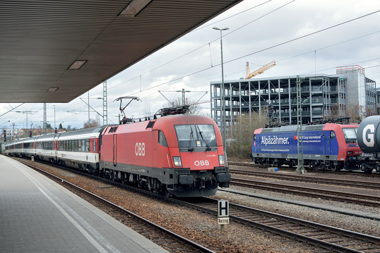 &Ouml;BB 1116 265 mit IC 187 und 482 018 bei km 15,6 (M&auml;rz 2018)