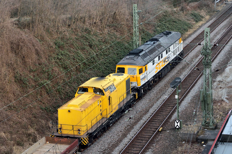 V 300.18 und V 150.03 bei km 14,0 (M&auml;rz 2018)