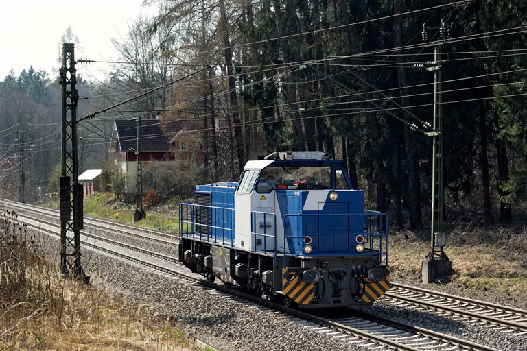 276 042 (Baureihe G 1206) bei km 18,2 (März 2019)