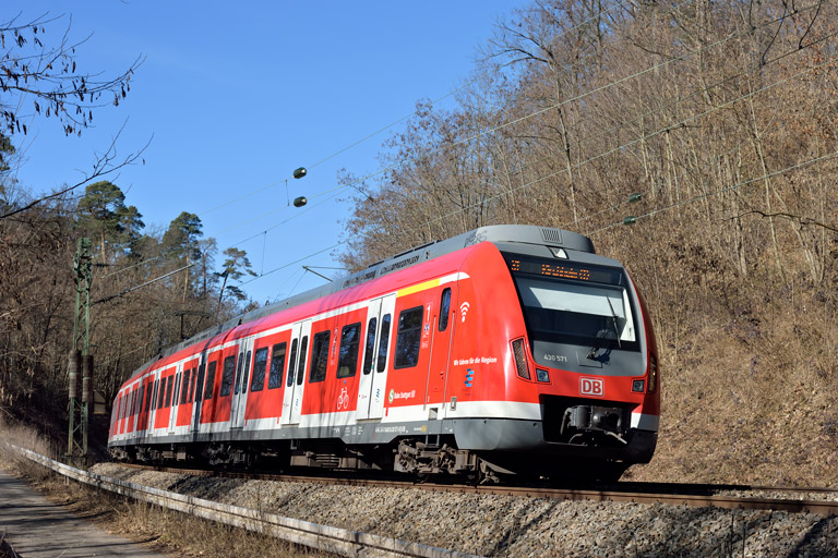 430 571 als S1 bei km 10,4 (Februar 2019)