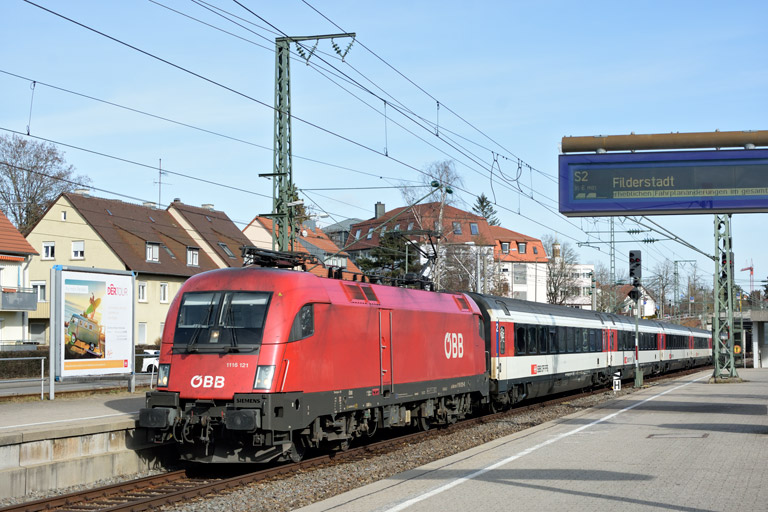 &Ouml;BB 1116 121 mit IC 187 bei km 15,6 (Februar 2019)