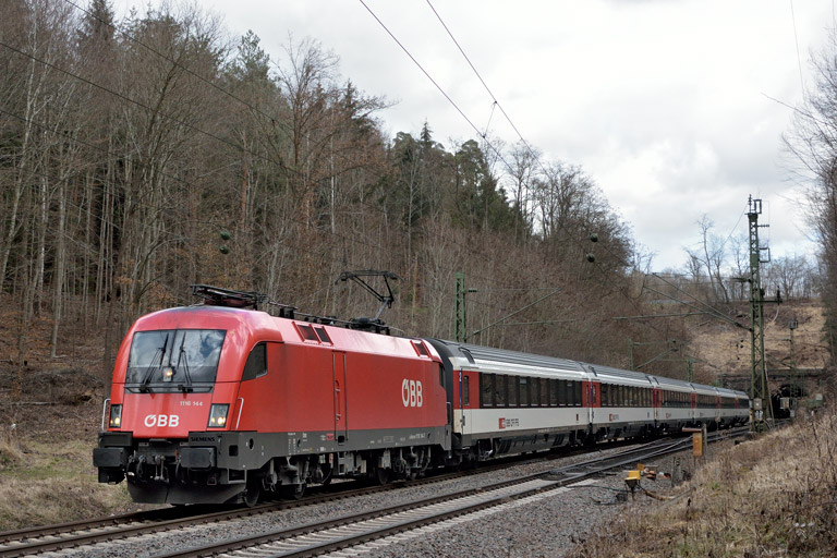 &Ouml;BB 1116 144 mit IC 187 bei km 18,2 (M&auml;rz 2019)