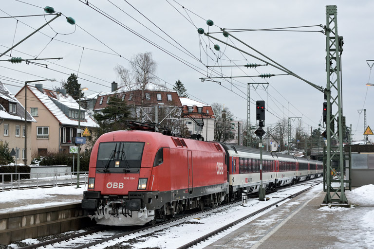 &Ouml;BB 1116 194 mit IC 187 bei km 15,4 (Januar 2019)