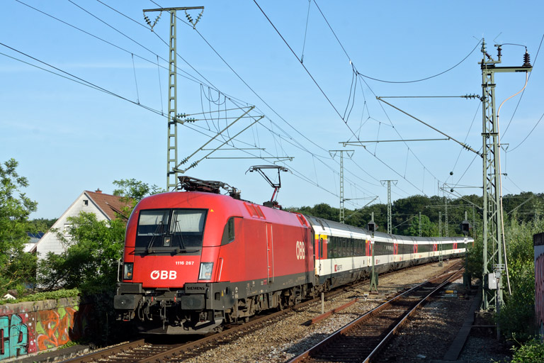 &Ouml;BB 1116 267 mit IC 184 bei km 16,8 (Juni 2019)