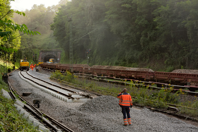 Zweiwegebagger bei km 17,2 (September 2019)