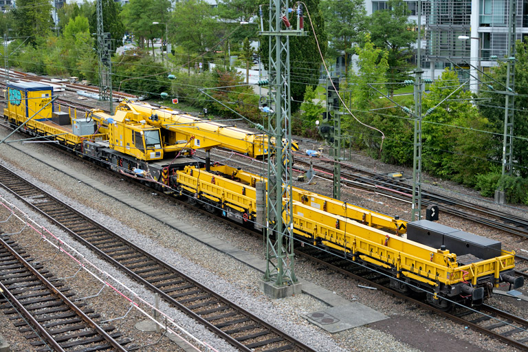Schienenkranwagen bei km 15,8 (September 2019)