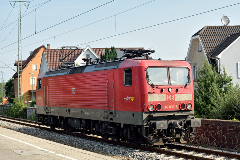 114 035 als Tfzf 70660 bei km 16,8 (August 2020)