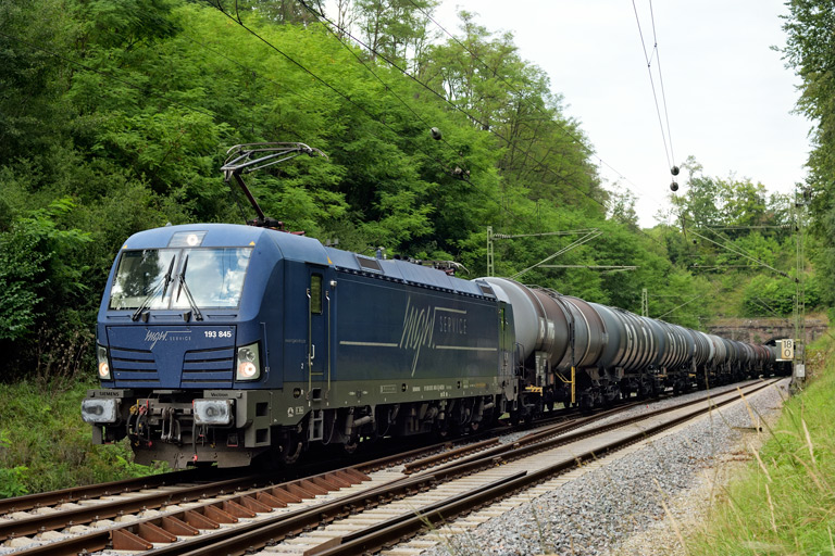 193 845 mit DGS 95740 bei km 18,0 (September 2020)