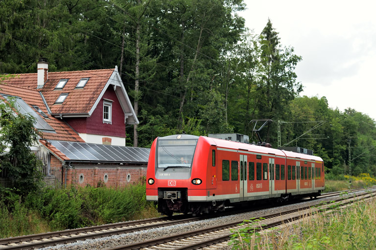 426 009 als Lt 70681 bei km 18,2 (September 2020)