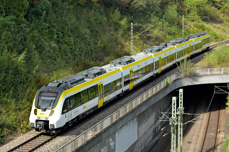 Abellio 8442 301 als DbZ 92138 bei km 13,8 (Oktober 2020)