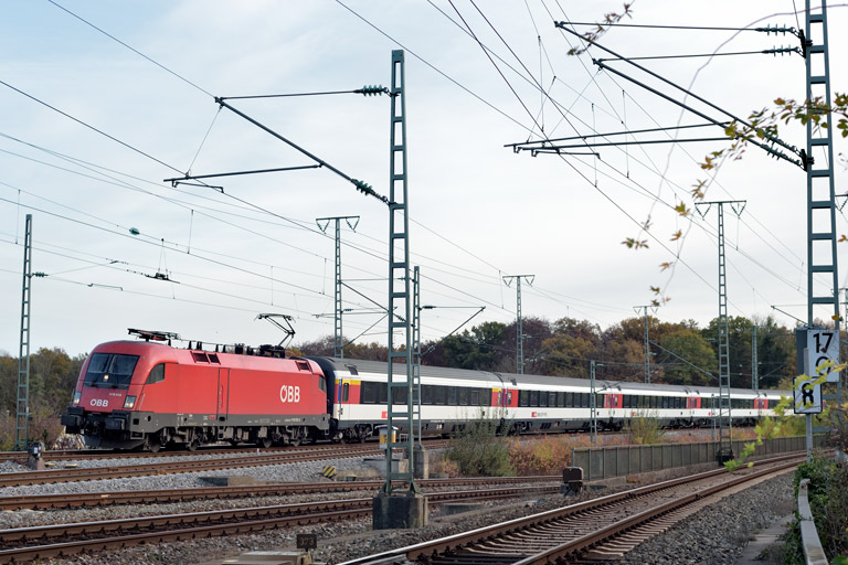 &Ouml;BB 1116 053 mit IC 188 bei km 17,0 (November 2020)