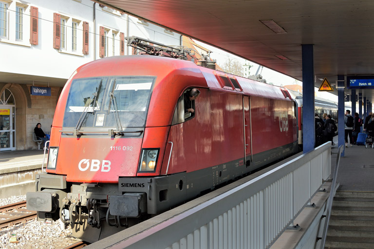 &Ouml;BB 1116 092 mit IC 189 bei km 15,6 (Februar 2020)