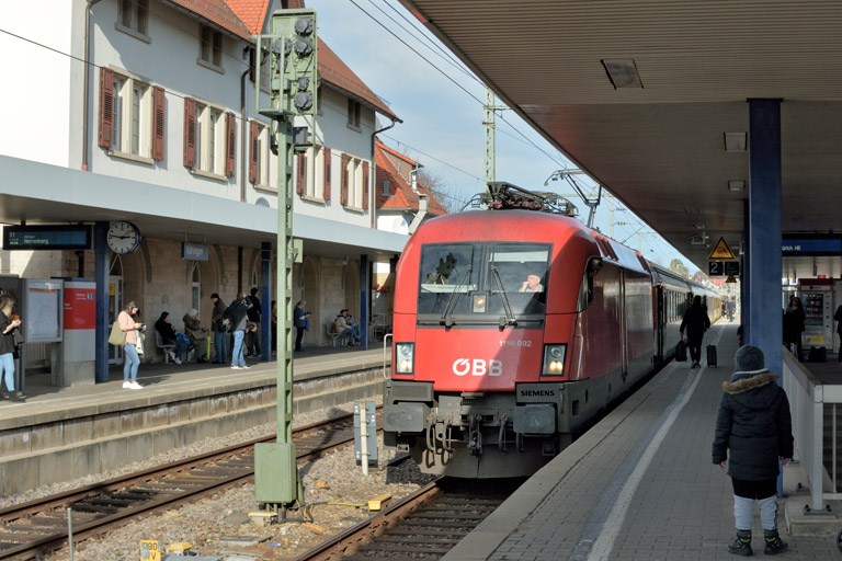 &Ouml;BB 1116 092 mit IC 189 bei km 15,6 (Februar 2020)