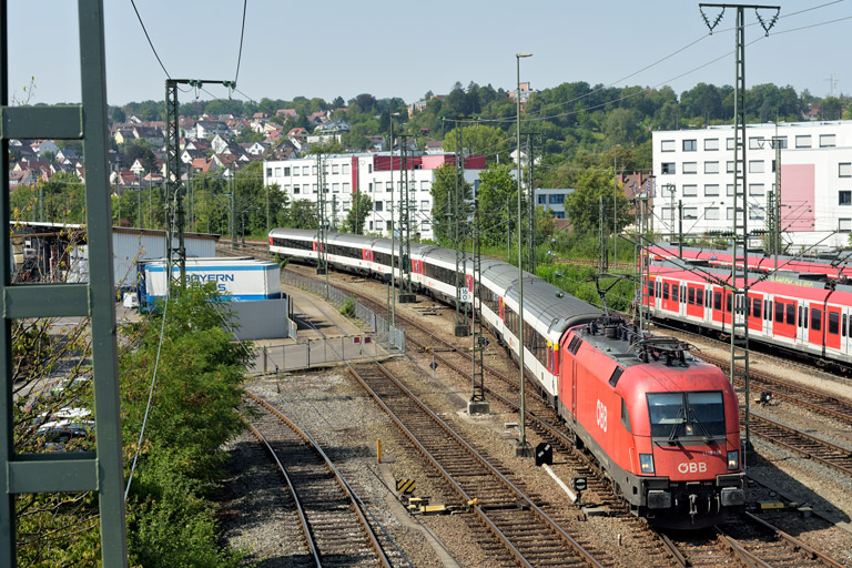 &Ouml;BB 1116 126 mit IC 282 bei km 16,0 (August 2020)