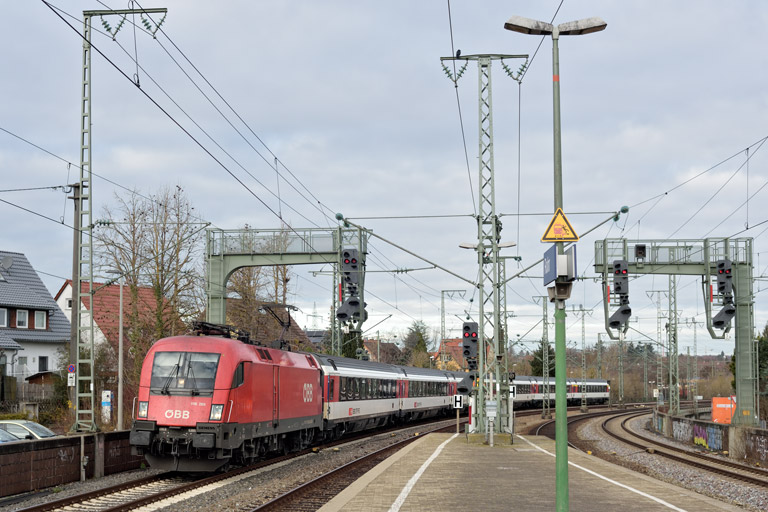 &Ouml;BB 1116 269 mit IC 187 bei km 16,6 (Dezember 2020)