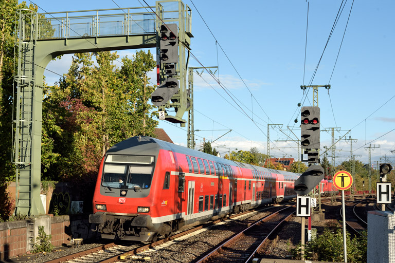 RE 17619 bei km 16,6 (Oktober 2020)